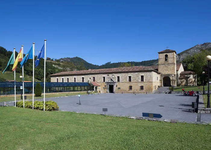 Parador De Cangas De Onis