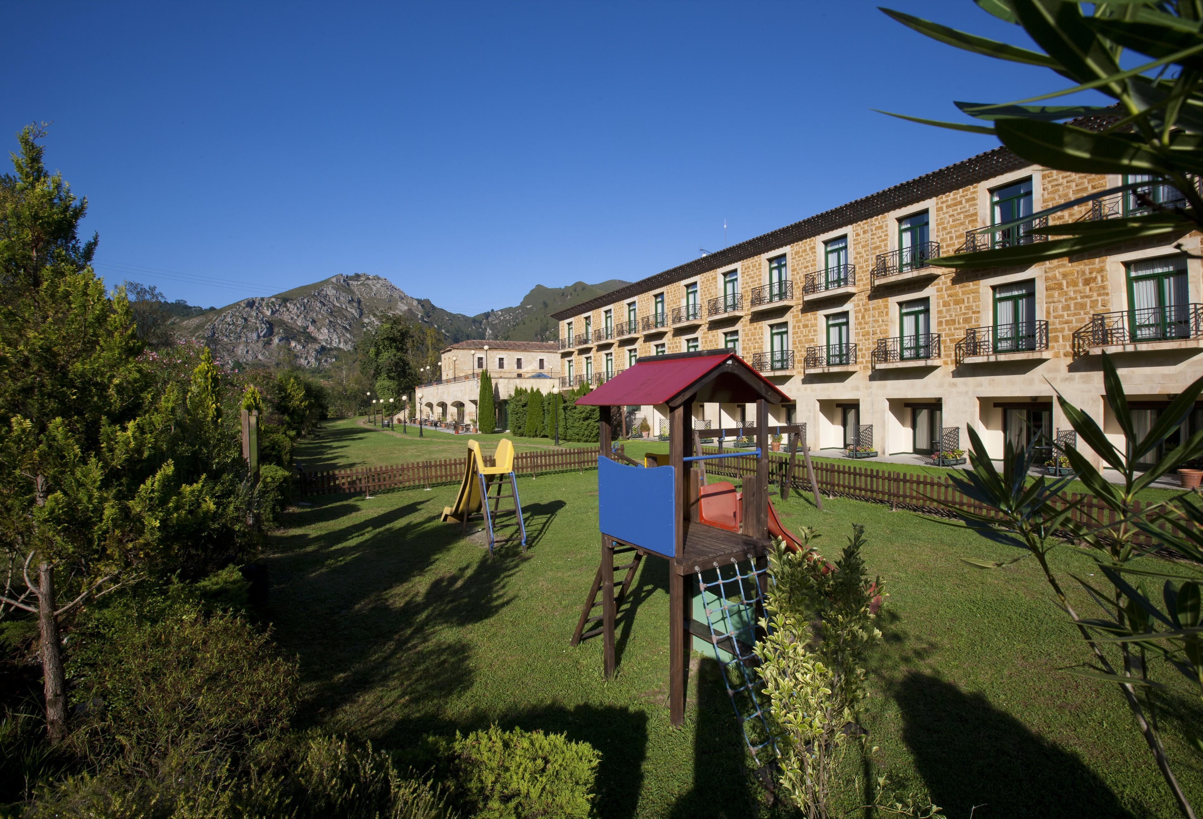 De Cangas De Onis 4*