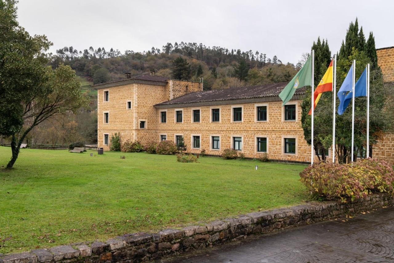 Hotel De Cangas De Onis 4*