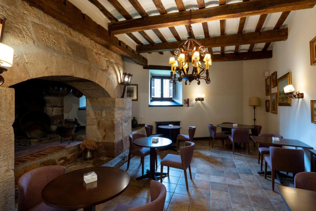 De Cangas De Onis 4*
